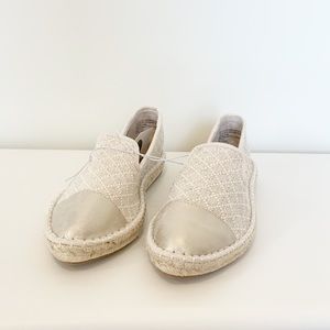 Universal Thread NWOB Cream Carly Espadrille Flats w/ Metallic Toe Size 7